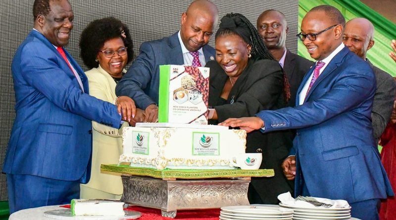 CS Hon Oparanya leads in cake cutting to launch the New KPCU strategic Plan 2023-2027. PHOTO/COURTESY